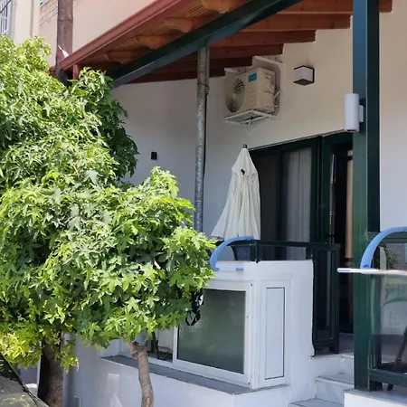 Lejlighed Sophia Seaview & Restaurant *