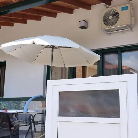 Lejlighed Sophia Seaview & Restaurant Vrasná