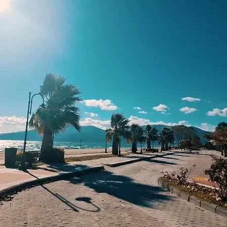 Sophia Seaview & Restaurant Lejlighed *