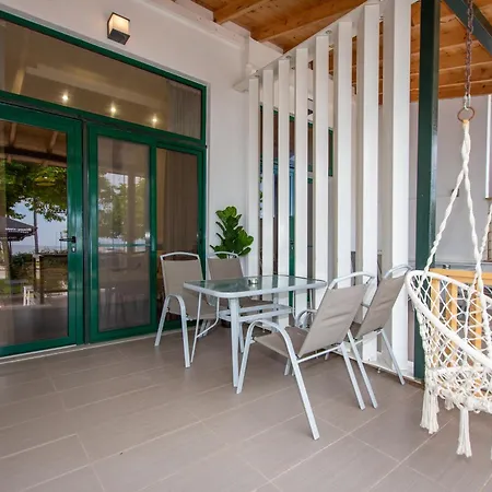 Lejlighed Sophia Seaview & Restaurant