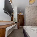 Sophia Seaview & Restaurant