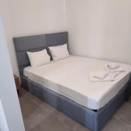 Sophia Seaview & Restaurant Apartment *