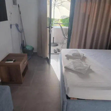 Apartment Sophia Seaview & Restaurant