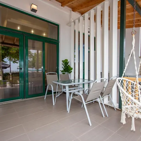 Apartment Sophia Seaview & Restaurant