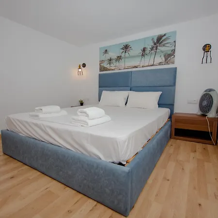 Sophia Seaview & Restaurant Appartement *