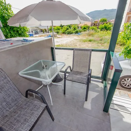 Sophia Seaview & Restaurant Apartment Nea Vrasna